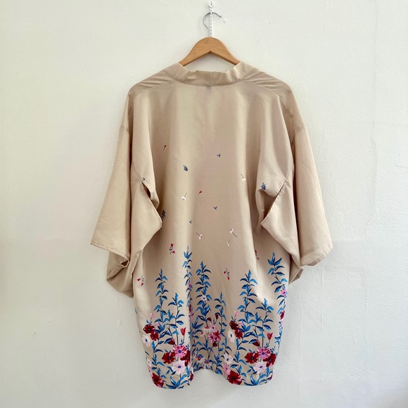 Bohemian Printed Floral Kimono Jacket Open Cardigan Cream Pink Blue Cropped Cape - Picture 8 of 9